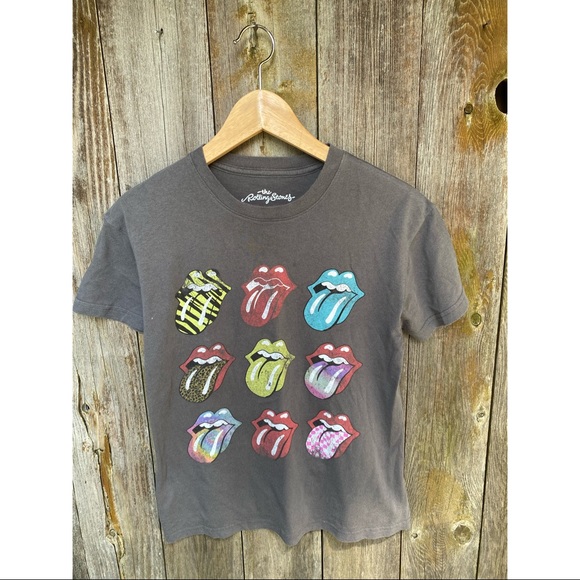 the Rolling Stones Tops - THE ROLLING STONES graphic tongue tshirt size XS